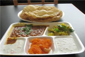 Halwa Puri.jpg