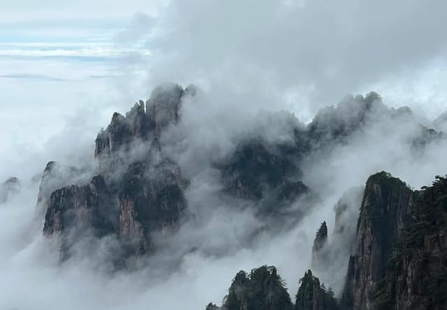 Sea of clouds_1.jpg Sea of clouds_1.jpg
