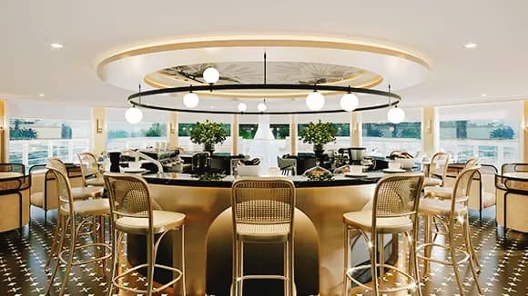 Yangtze-Explorer-Velvet-Lounge.jpg
