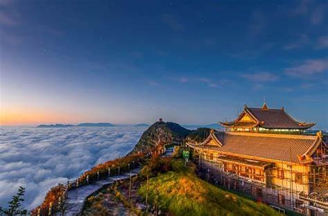 Mount Emei.jpg