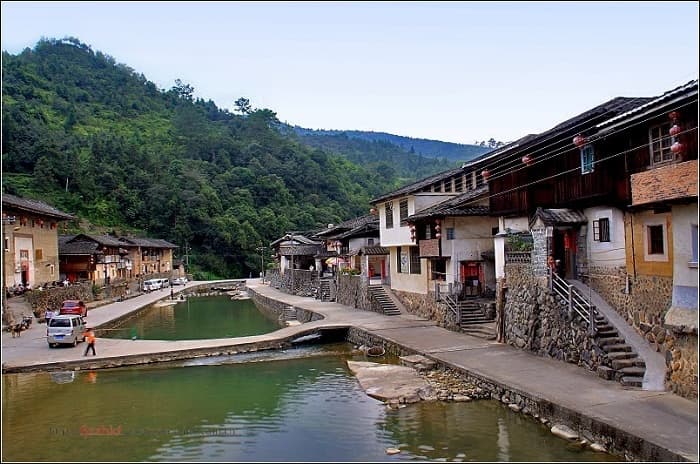taxia-village