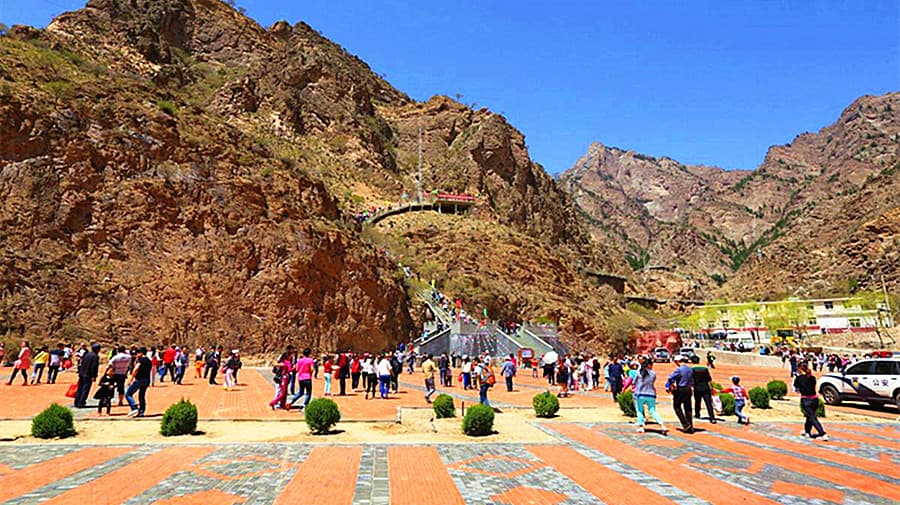 helanshan-rock-carvings