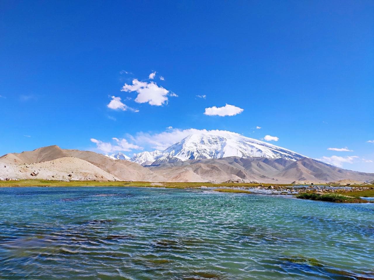 karakul-lake