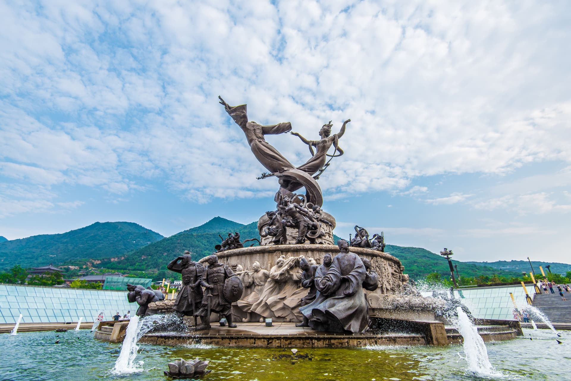 huaqing-hot-spring