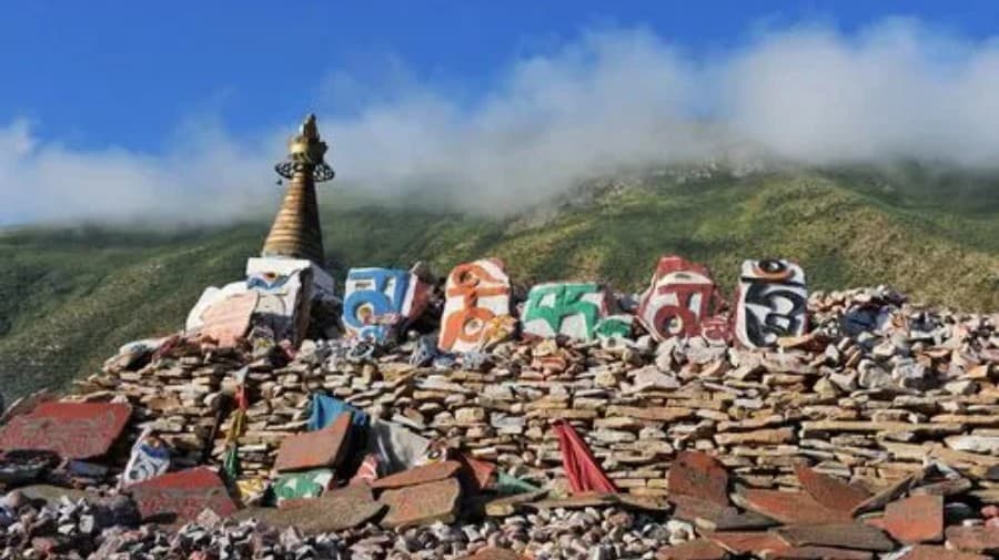 mani-stones