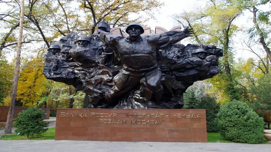 park-of-28-panfilov-guardsmen