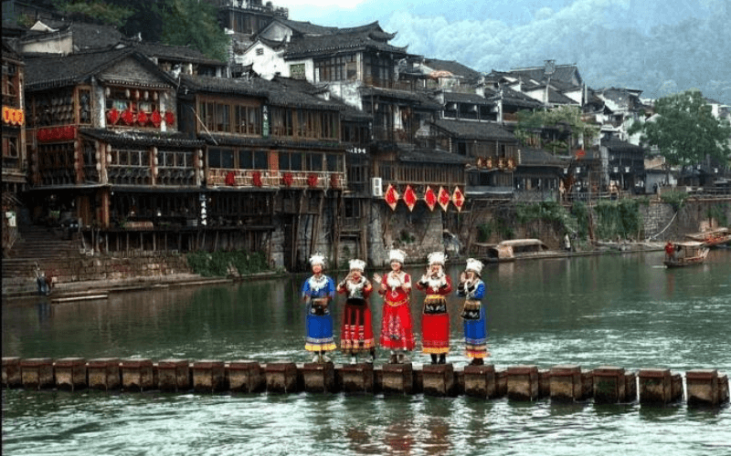 fenghuang-ancient-town-2