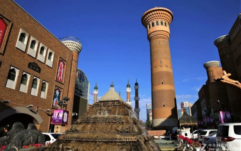 xinjiang-international-bazaar