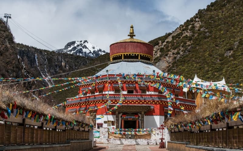 dukezong-ancient-town