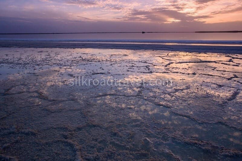 qarhan-salt-lake-2