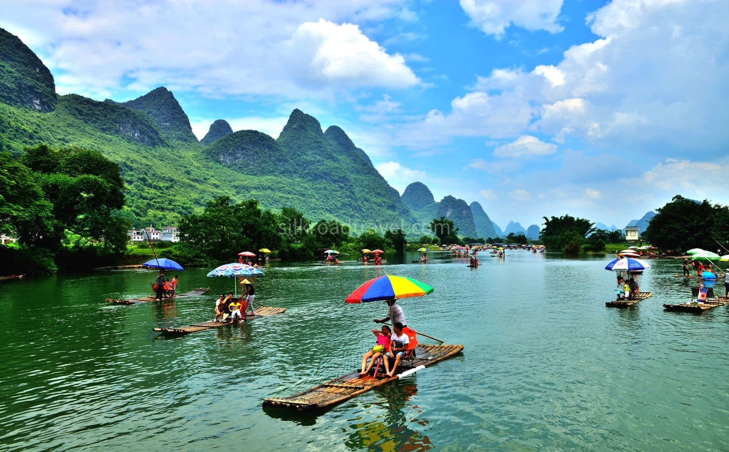 yulong-river