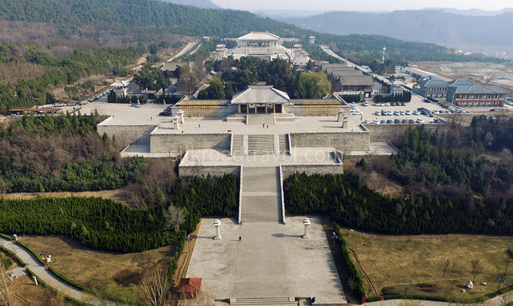 huangdi-mausoleum-2