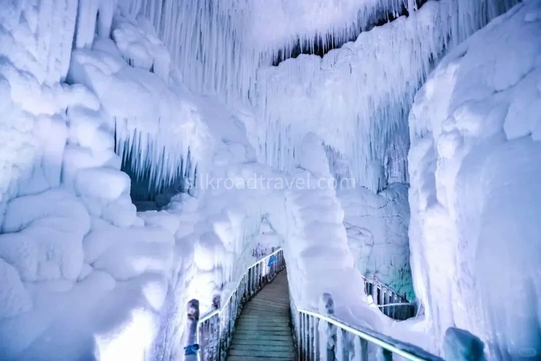 thousand-year-ice-cave thousand-year-ice-cave