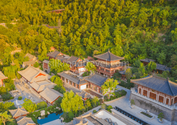 huaqing-palace