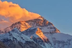 Mount Everest.jpg Mount Everest.jpg