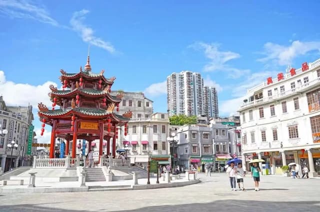 Shantou Small Park.jpg Shantou Small Park.jpg