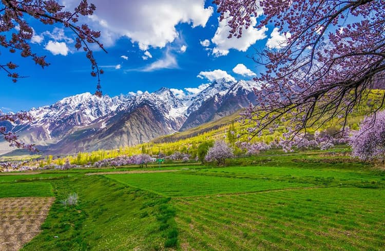 Hunza Valley-2.jpg Hunza Valley-2.jpg