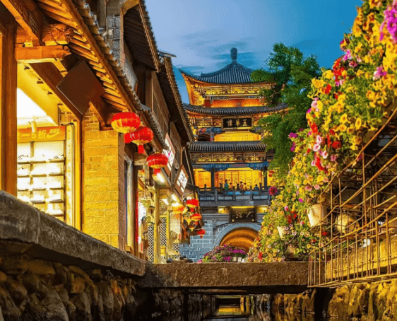 Dali ancient town 2.png Dali ancient town 2.png