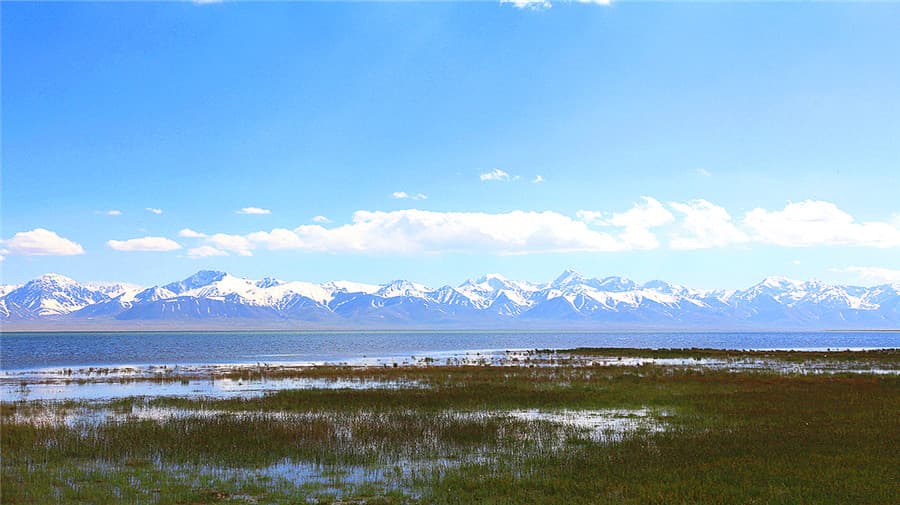 chatyr-kul-lake chatyr-kul-lake