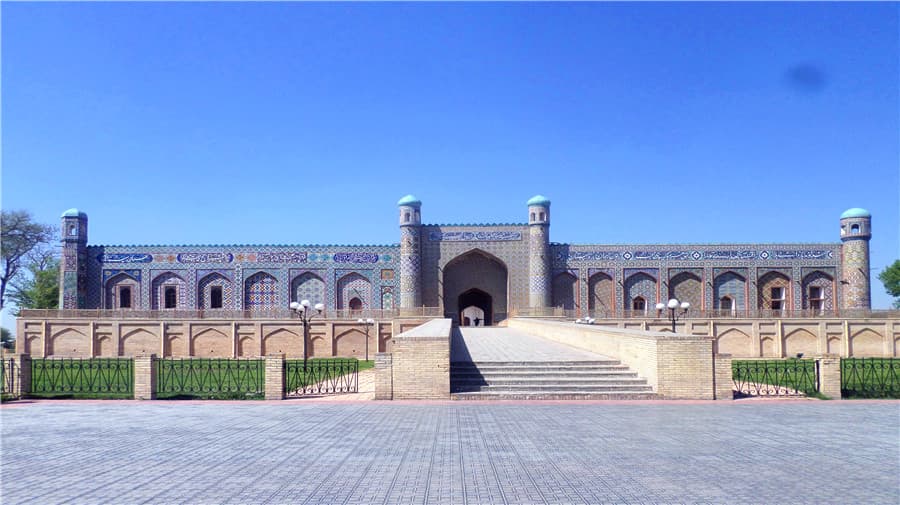 khudayar-khan-palace khudayar-khan-palace