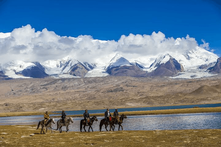 karakul-lake-2 karakul-lake-2
