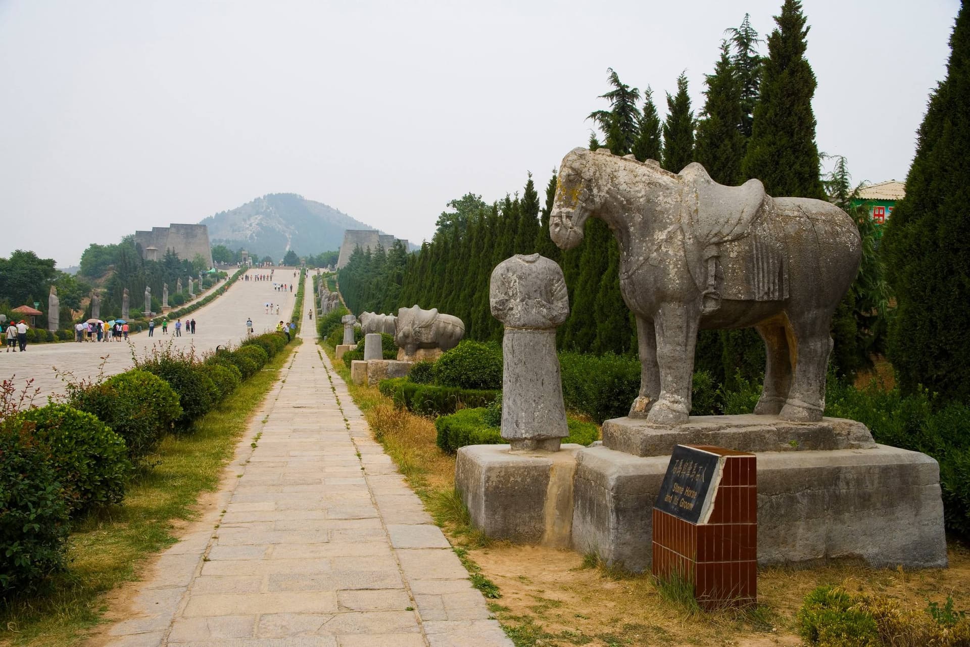 qianling-tomb-2 qianling-tomb-2