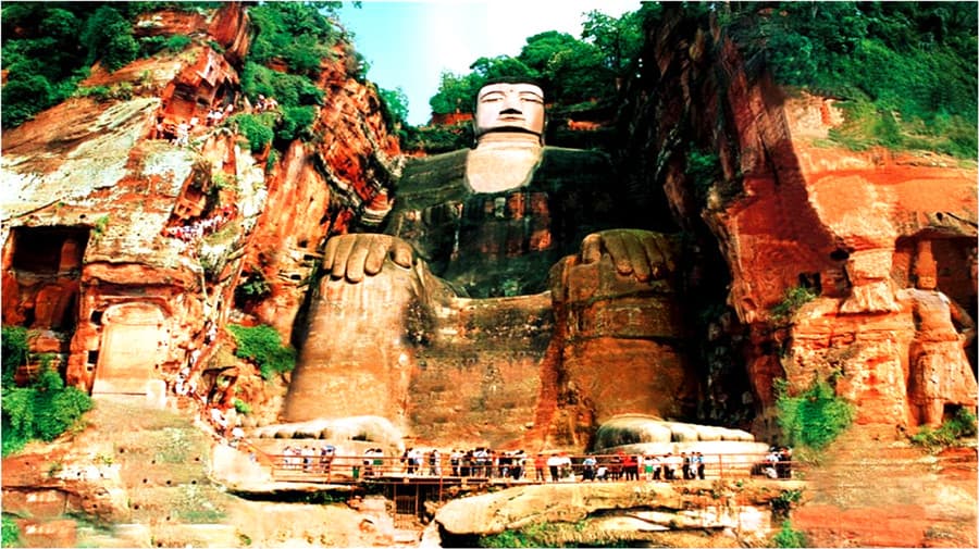leshan-giant-buddha leshan-giant-buddha