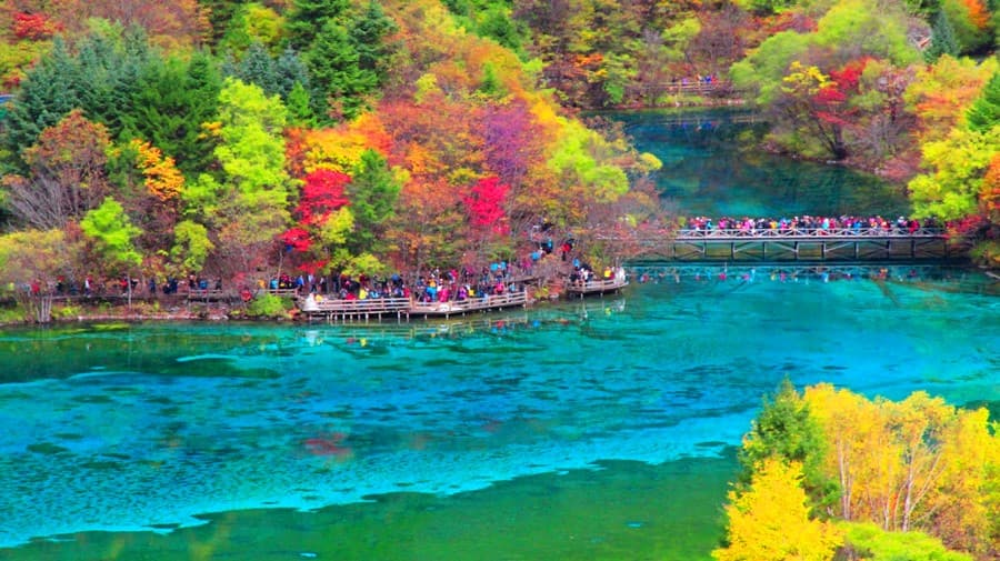 jiuzhaigou-scenic-area-2 jiuzhaigou-scenic-area-2