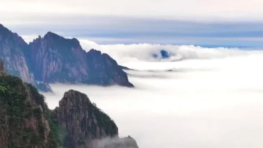 sea-of-cloud sea-of-cloud