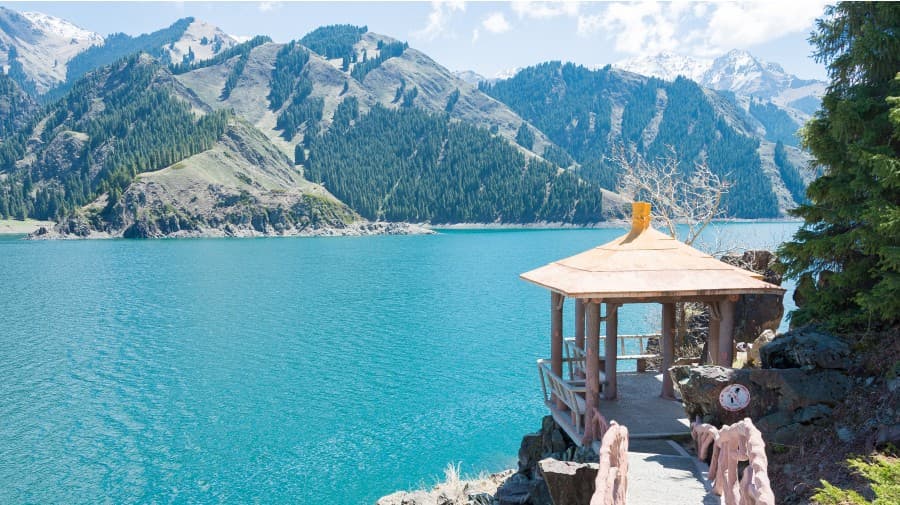 heavenly-lake-01 heavenly-lake-01