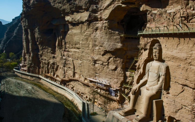 binglingsi-thousand-buddha-temple-2 binglingsi-thousand-buddha-temple-2
