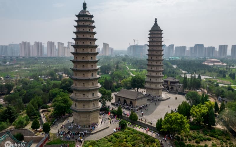 twin-pagoda-temple twin-pagoda-temple