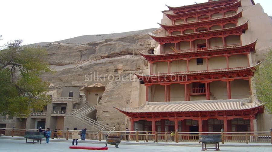 mogao-grottoes mogao-grottoes
