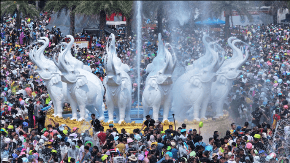 xishuangbanna-hosts-water-splshing-festival-ushering-in-year-of-prosperity xishuangbanna-hosts-water-splshing-festival-ushering-in-year-of-prosperity