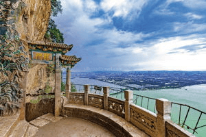 dragon-gate-in-west-hill dragon-gate-in-west-hill