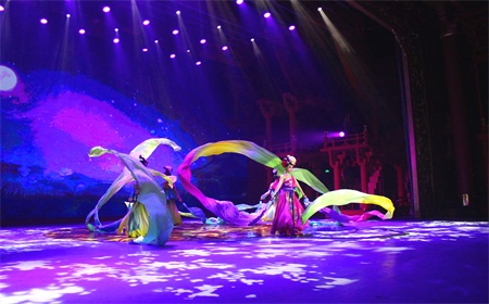 the-song-and-dance-performance-in-xi'an-10.jpg
