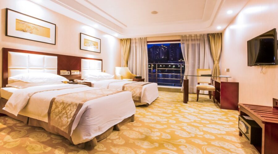 Executive-Cabin-onboard-China-Goddess-2.jpg