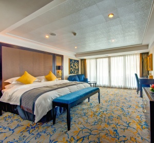 Yangtze-Gold-Deluxe-Suite.jpg