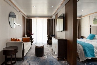 Deluxe-Suite-onboard-China-Goddess-3.jpg