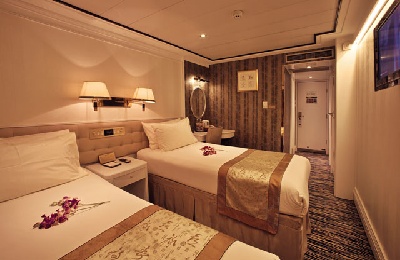 VICTORIA-ANNA-SUPERIOR-CABIN.jpg