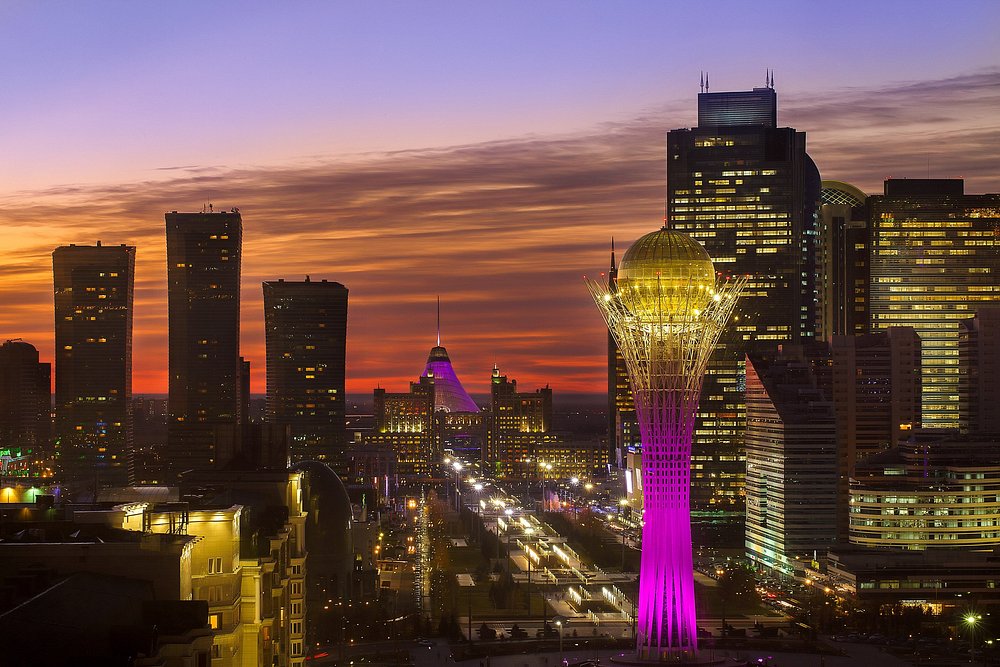 bayterek-tower-symbol-of-kazakhstan-panoramic-views
